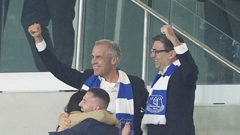 Prime Minister Andy Burnham and Prime Minister of Canada Mark Carney celebrating Everton's first goal vs Wolves