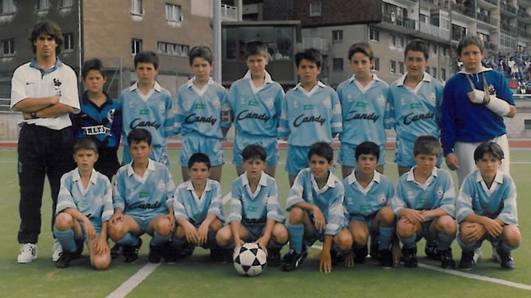 Roberto Montiel (top left), Mikel Arteta (third from bottom right) and Xabi Alonso (second from bottom right) (Credit: Antiguoko)