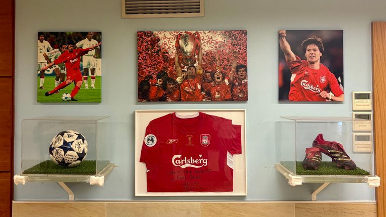 Xabi Alonso's Champions League win in Liverpool is celebrated at Antiguoko's headquarters