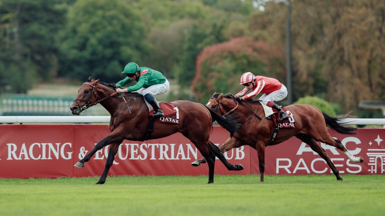 Daryz (M. Barzalona) wins Qatar Prix Foy Gr.2 in ParisLongchamp, France, 06/09/2026, photo: Zuzanna Lupa