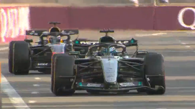 Russell leads Verstappen