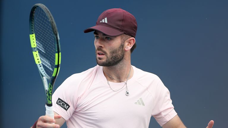 Jacob Fearnley of Great Britain retacts against Martin Landaluce of Spain during their Men's Singles First Round match on Day Two of the 202