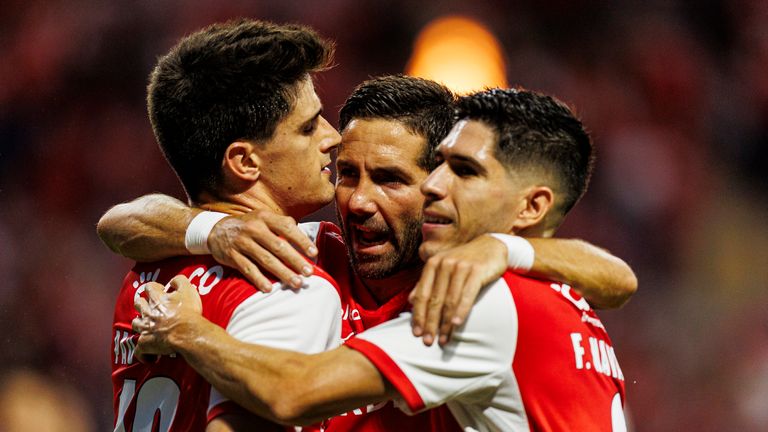Moutinho is now into his fourth season as a Braga player as his swansong continues