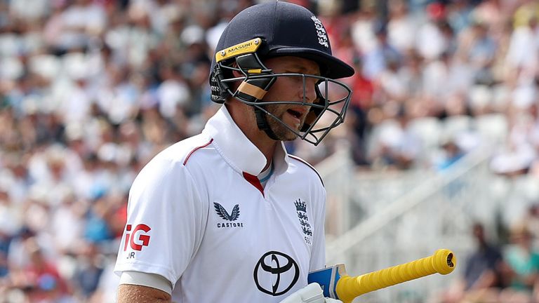 Joe Root walks off after an lbw dismissal in Test cricket (Getty Images)