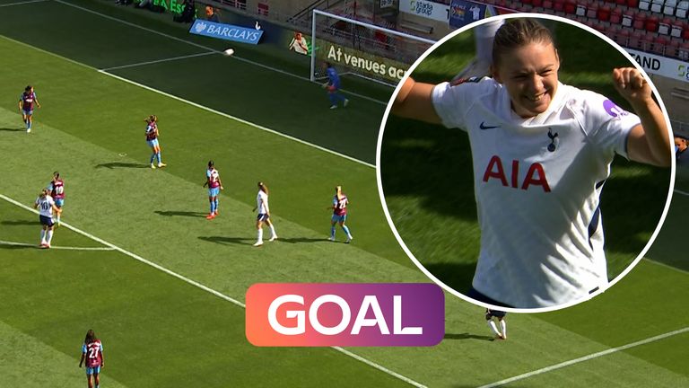 WSL: Kirsty Hanson bends in brilliant third for Tottenham!