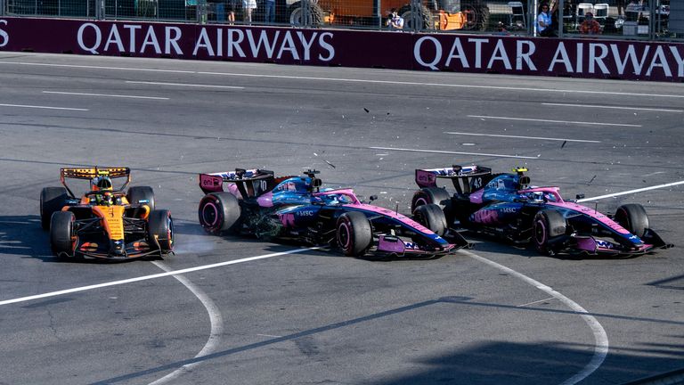 Lando Norris (McLaren Mastercard Formula 1 Team, United Kingdom, #01) in the MCL40, Pierre Gasly (BWT Alpine F1 Team, France, #10) in the Alpine A526, Franco Colapinto (BWT Alpine F1 Team, Argentina, #43) in the Alpine A526 with an accident in Turn 1