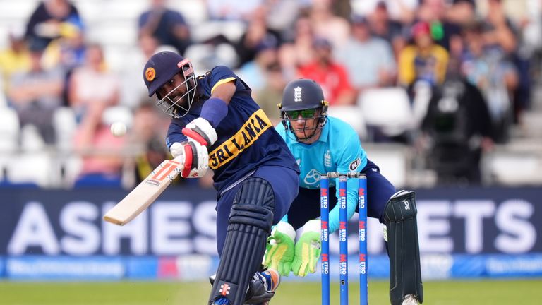 Mendis top scored for Sri Lanka for the second successive game