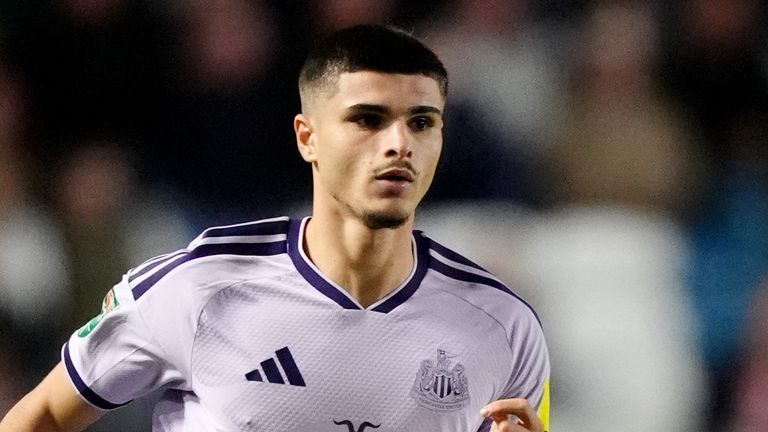Newcastle United's Matias Fernandez-Pardo during the Carabao Cup third round match at The Den, London. Picture date: Tuesday September 8, 20