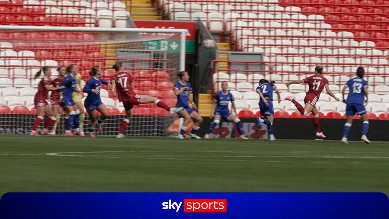 Olsson header v Everton