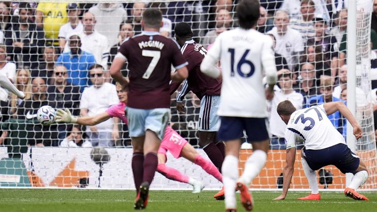 Nicolas Jackson doubles Aston Villa's lead at Spurs