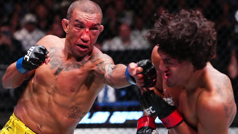 Raoni Barcelos in action against Raul Rosas Jr at the UFC Apex in Las Vegas (Photo by Jeff Bottari/Zuffa LLC)