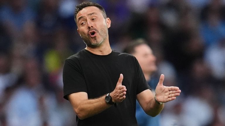 Pierre Sage visited Roberto De Zerbi when the Italian was manager at Sassuolo 
