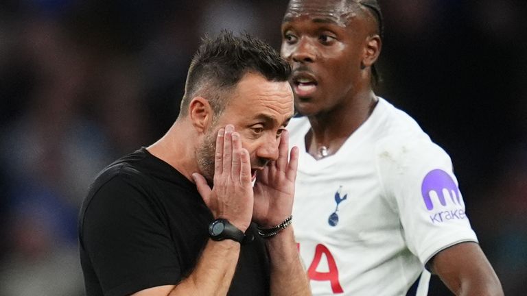 Tottenham Hotspur manager Roberto De Zerbi speaks with Mathys Tel after full time