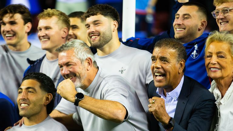 Daryl Powell and Chris Kamara know how big a moment this is for the city of Wakefield