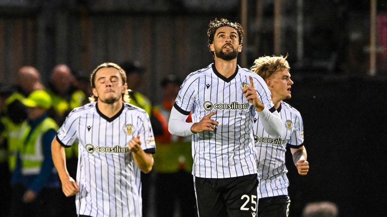 PAISLEY, SCOTLAND - SEPTEMBER 05: St Mirren's Nikolas Agrafiotis celebrates as he scores from the penalty spot to make it 1-0 during a William Hill Premiership match between St Mirren and Celtic at The Marbill Coaches Stadium, on September 05, 2026, in Paisley, Scotland.   (Photo by Paul Devlin / SNS Group)