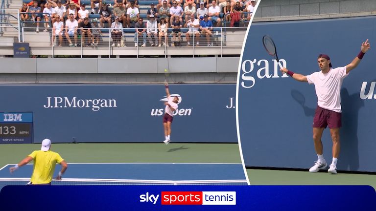 Francisco Cerundolo hit an outrageous smashed winner in his second round clash with Jan-Lennard Struff.