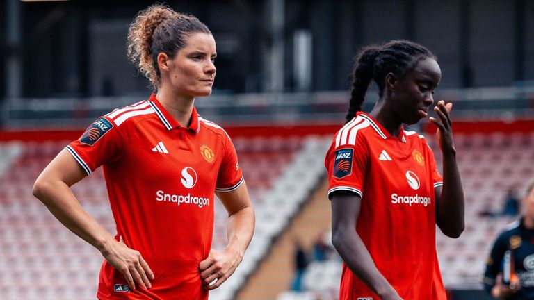Manchester United's players looked despondent after defeat to Chelsea