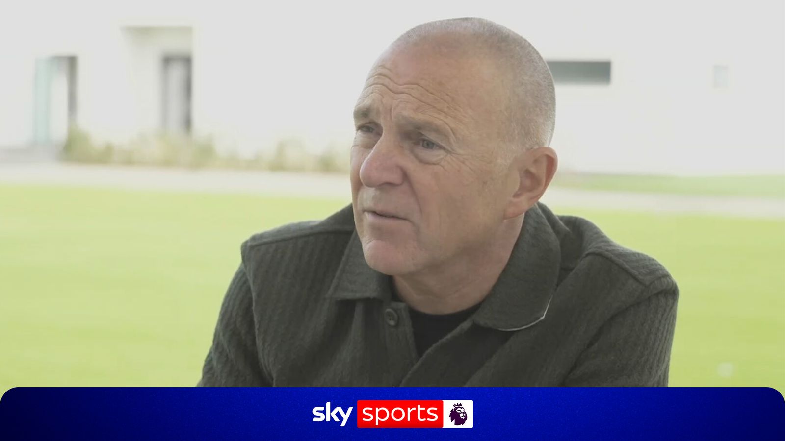https://e0.365dm.com/26/10/1600x900/skysports-barber-brighton_7367091.jpg?20261003101110