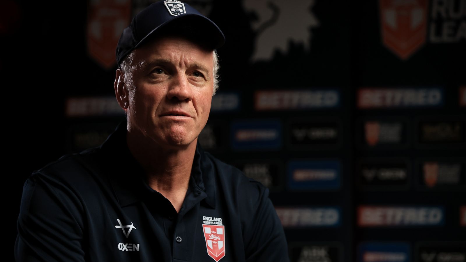 McDermott: England face 'unique task' to progress and can't get distracted