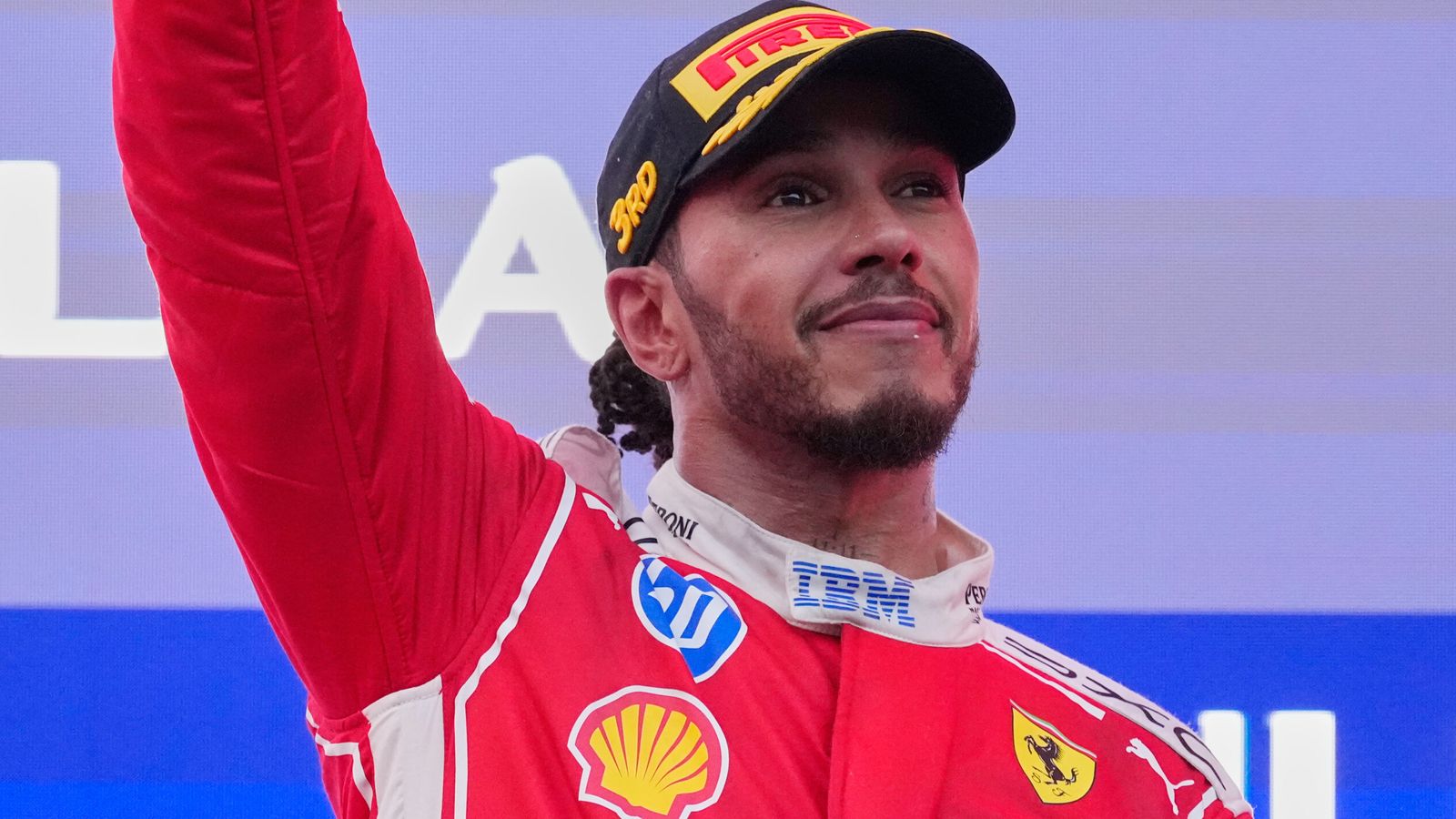 Hamilton insta a Ferrari a cerrar la brecha del motor para luchar por el título en 2027