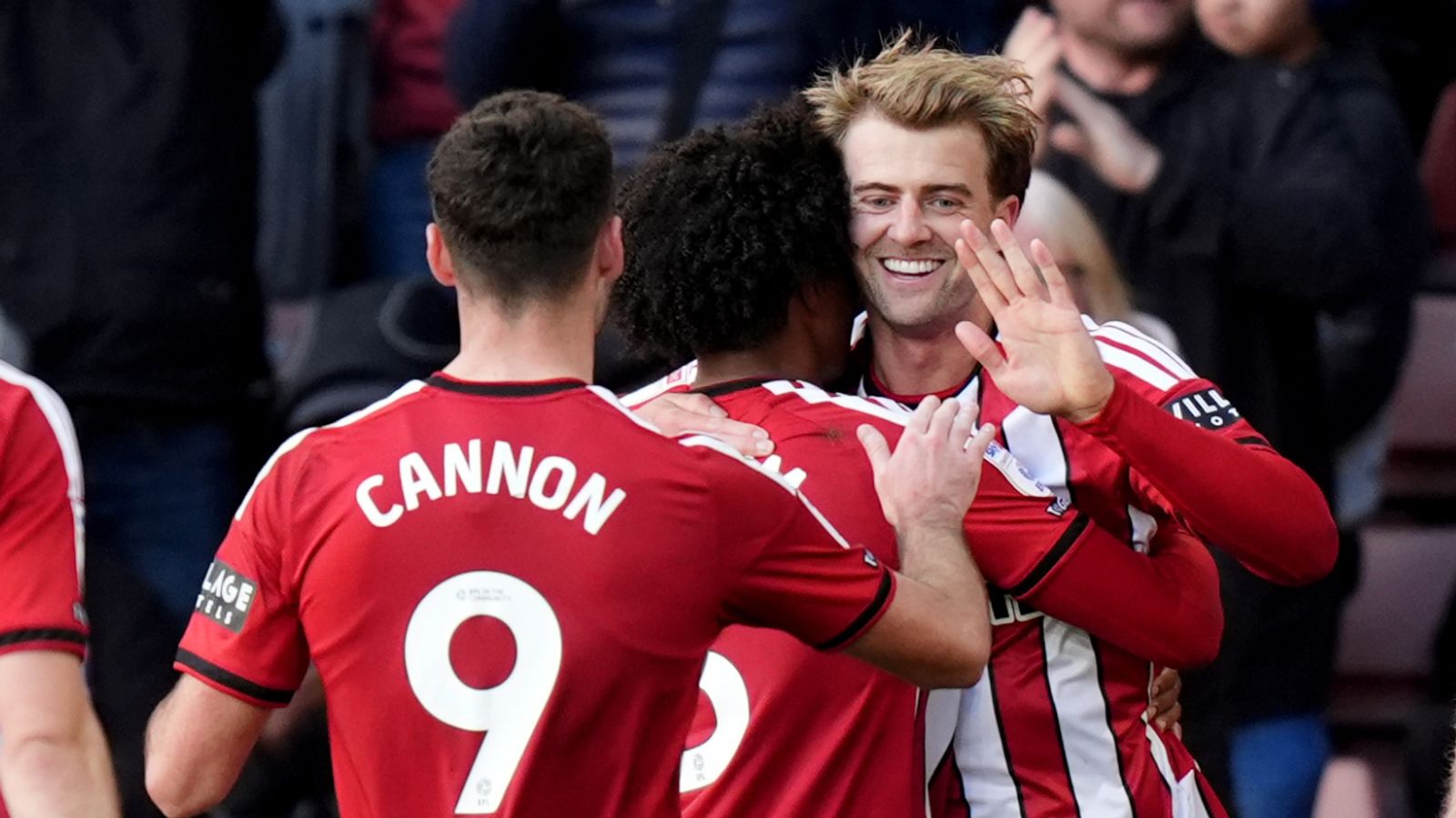 Bamford at the double as Sheff Utd breeze past Lincoln