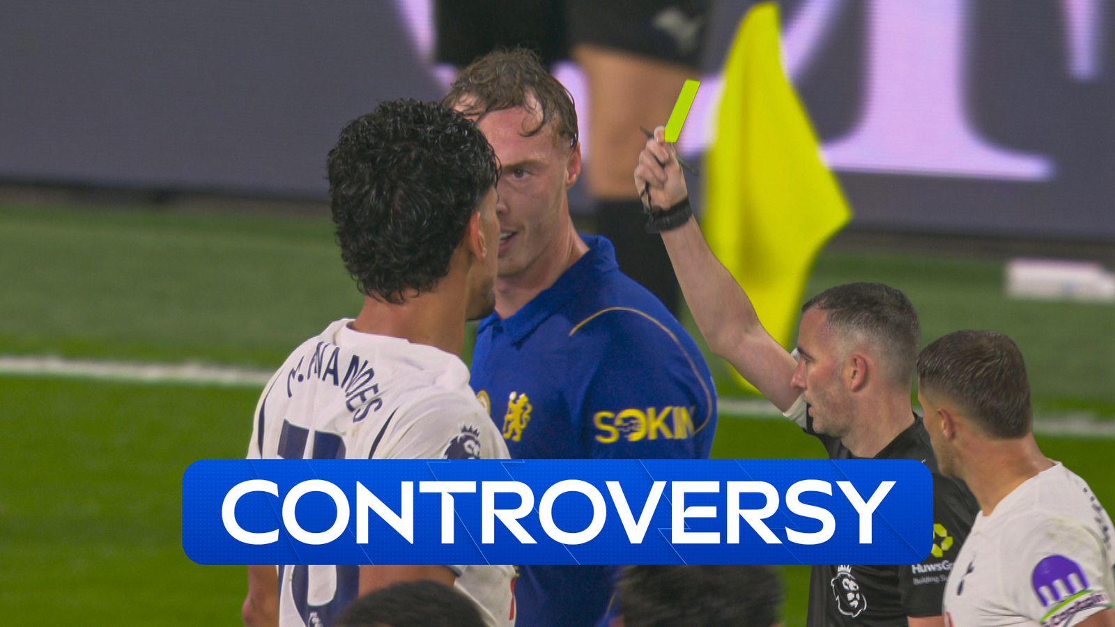 Should Palmer have seen straight red for barge on Mateus Fernandes?