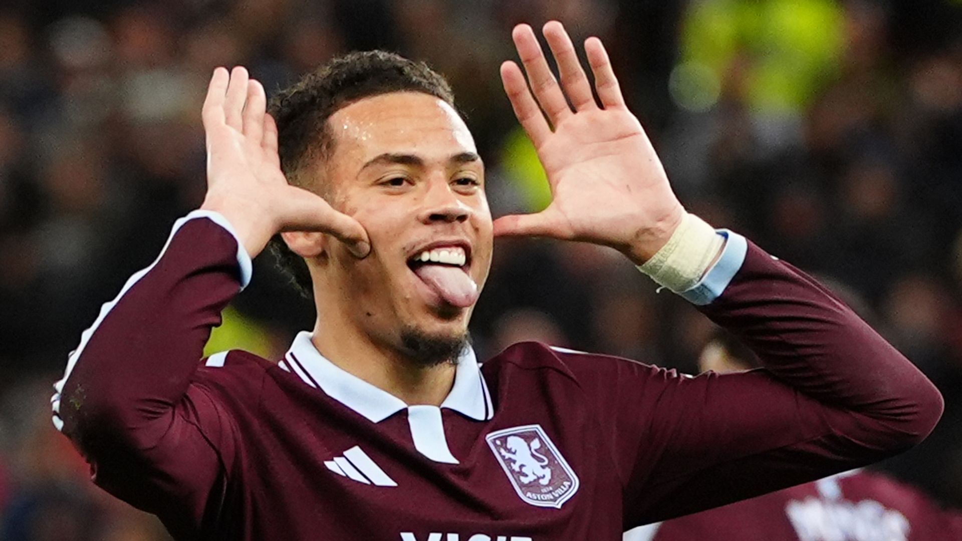 Alysson stars as Villa beat Viking to make it three wins from three in Europe