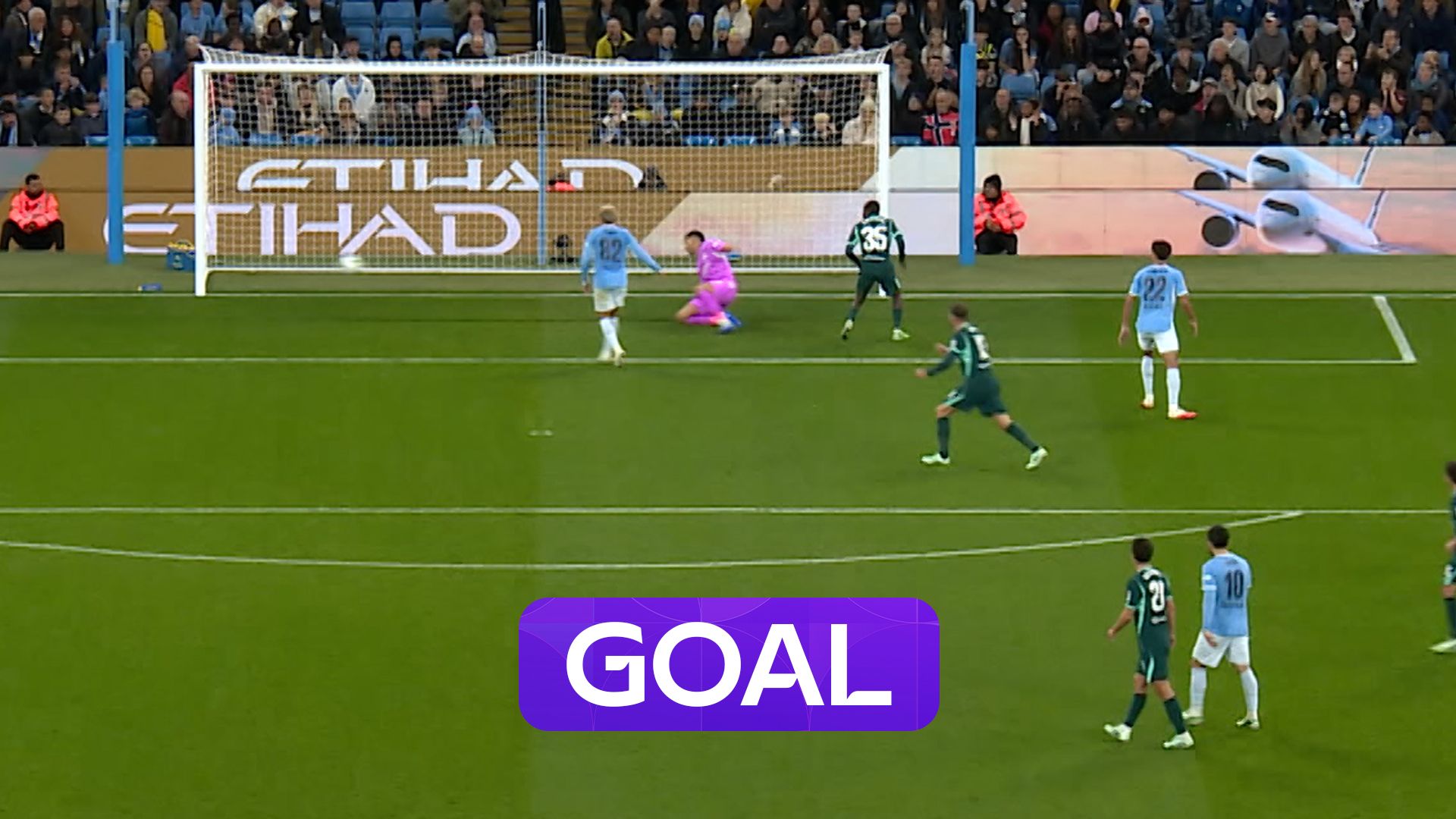 Yalcouye strike puts Brighton ahead against Man City!