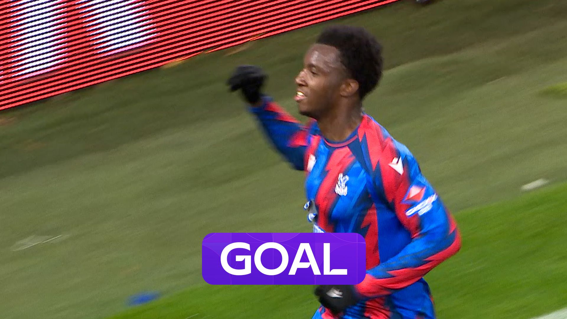Would you believe it?! - Nketiah puts Palace ahead against Fulham with a deft finish