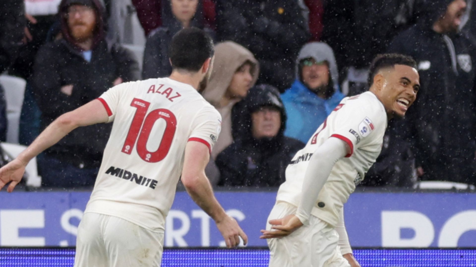 West Ham searching for way back against Southampton LIVE!