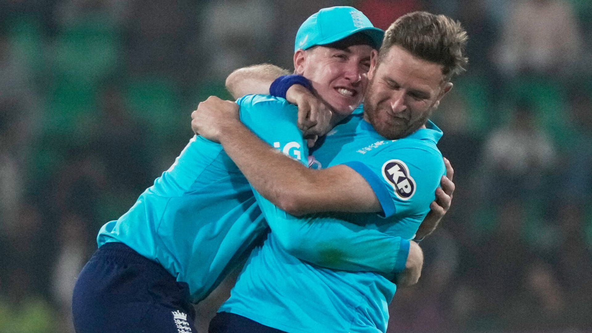 Sri Lanka lose second wicket chasing 387 to beat England as Dawson strikes LIVE!