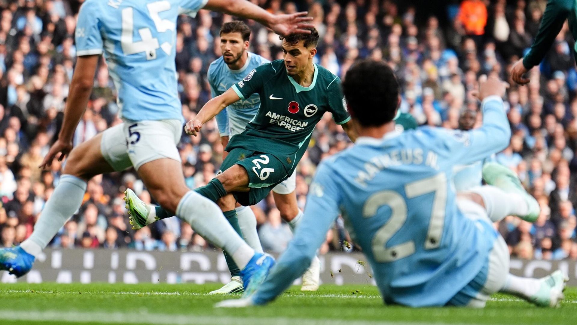Brighton take early lead at Man City LIVE!