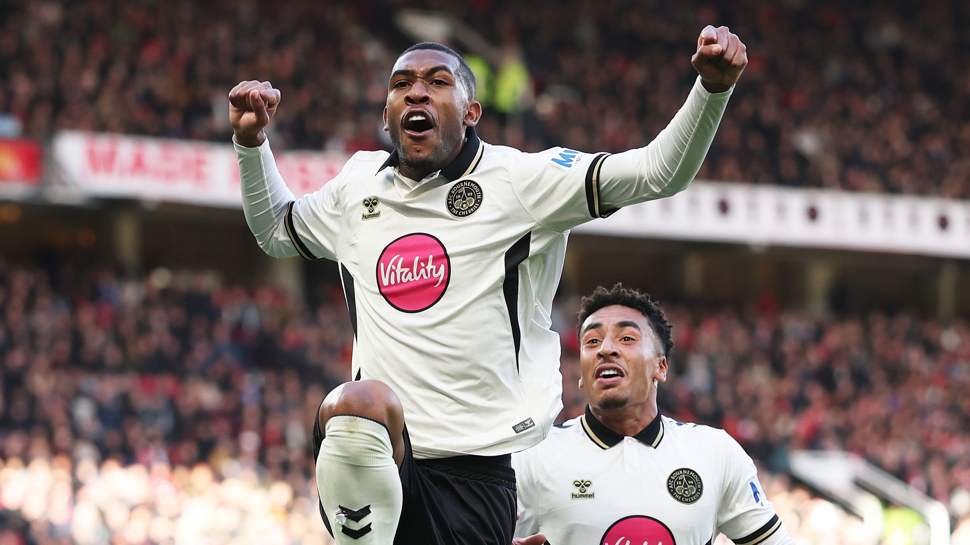 Man Utd losing by TWO to Bournemouth at Old Trafford LIVE!