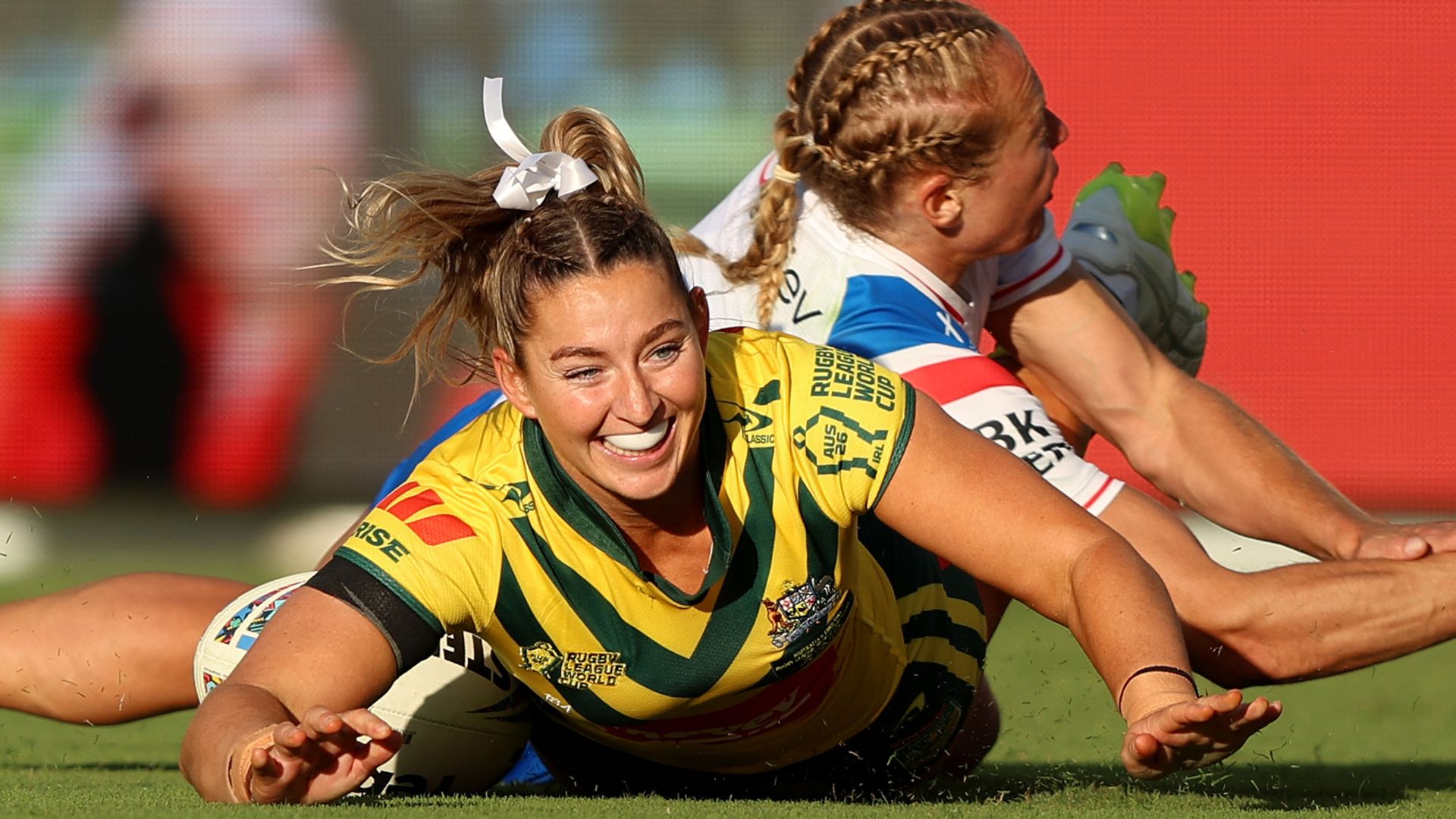 Australia inflicting heavy defeat on England LIVE!