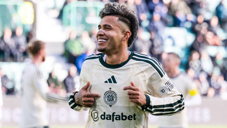 Celtic's Camilo Duran celebrates scoring to make it 2-1