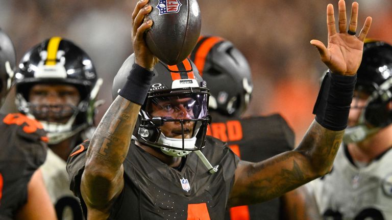 Cleveland Browns players celebrate. (AP Photo/David Richard)