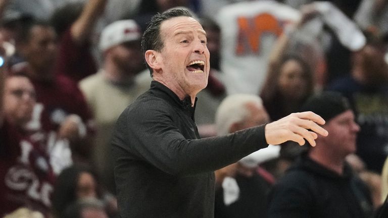 Cleveland Cavaliers head coach Kenny Atkinson is delighted the NBA is expanding into Europe (AP Photo/Sue Ogrocki)