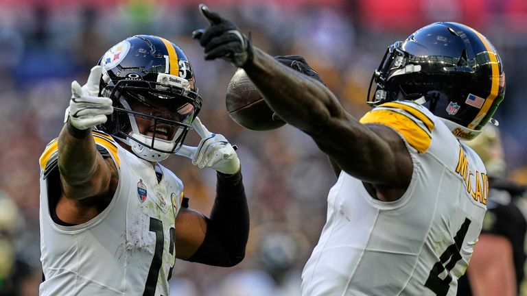 Pittsburgh Steelers running back Rico Dowdle (13) and wide receiver Dk Metcalf (4) 