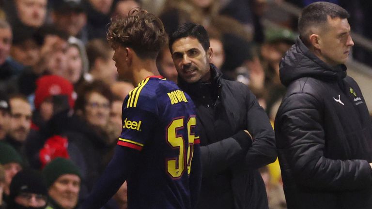 Mikel Arteta and Max Dowman