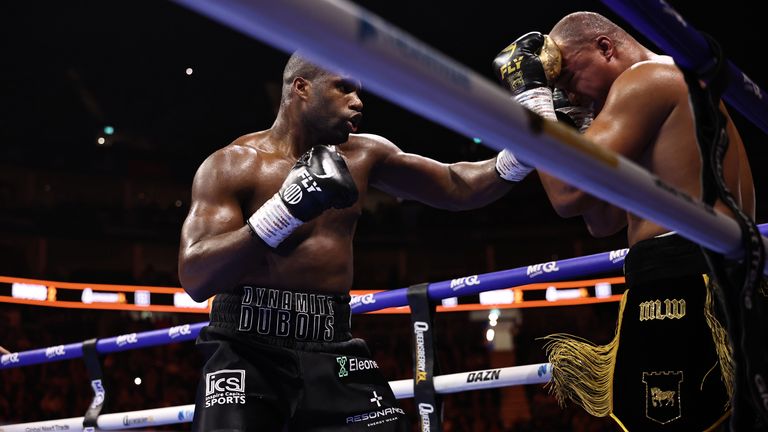 Dubois finishes Wardley in a corner.