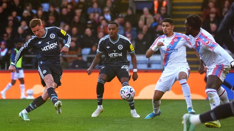 Harvey Barnes doubles Newcastle's lead against Crystal Palace