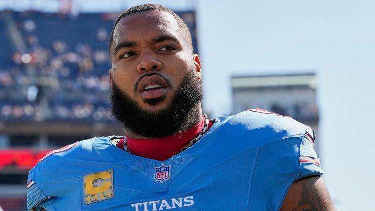 Defensive tackle Jeffery Simmons 