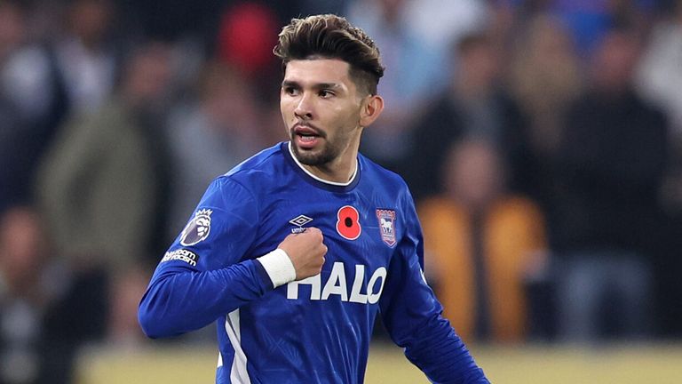 Julio Enciso celebrates after equalising for Ipswich at Hull