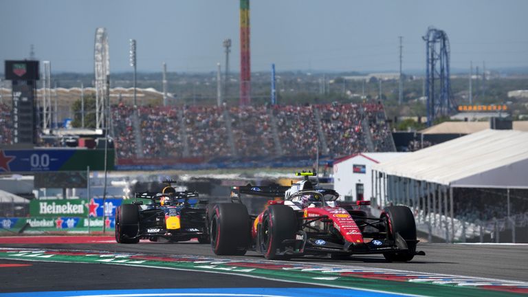 October 23, 2026, Circuit of The Americas, Austin, FORMULA 1 MSC CRUISES UNITED STATES GRAND PRIX 2026, Lewis Hamilton (GBR), Scuderia Ferrari HP, Max Verstappen (NLD), Oracle Red Bull Racing Photo by: Hasan Bratic/picture-alliance/dpa/AP Images