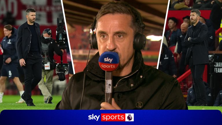 GARY NEVILLE OLD TRAFFORD BOOS 10 OCT