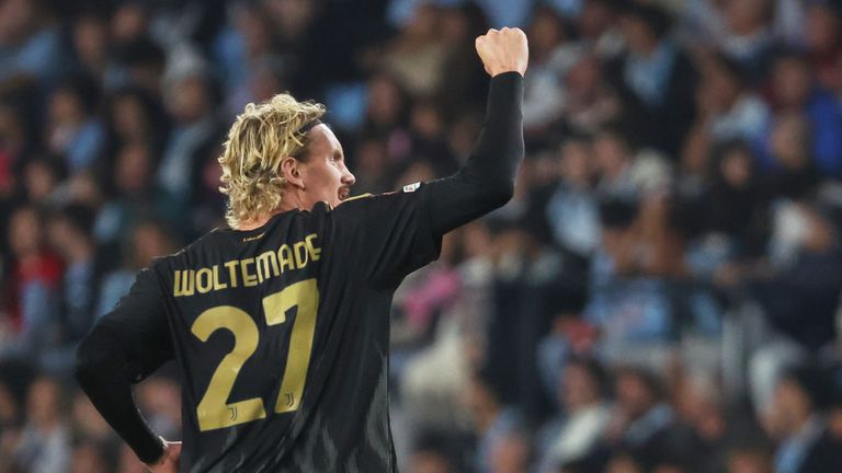 Juventus' Nick Woltemade celebrates after scoring his side's opening goal during the Europa League soccer match between Celta Vigo and Juventus in Vigo, Spain, Thursday, Oct. 15, 2026. (AP Photo/Lalo R. Villar)