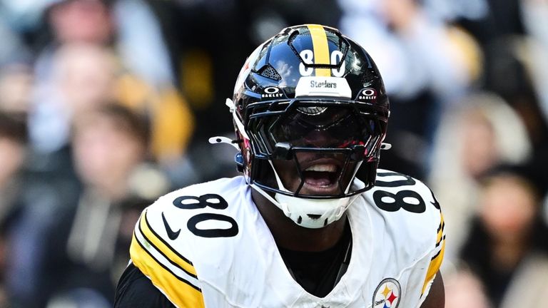Pittsburgh Steelers tight end Darnell Washington 