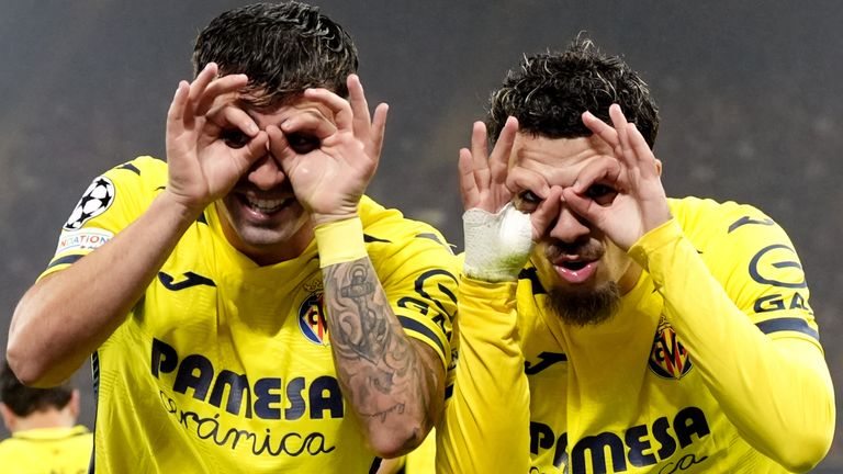 Villarreal's Georges Mikautadze (right) celebrates scoring their side's first goal of the game with teammate Alberto Moleiro during the UEFA