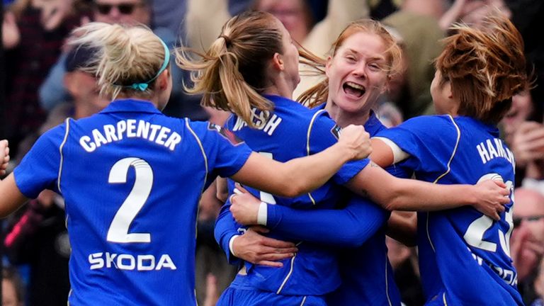 Sjoeke Nusken celebrates after scoting Chelsea's fourth goal against Spurs